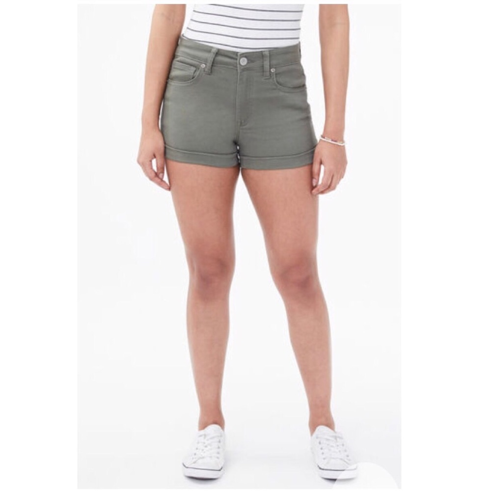 Aeropostale Midi Olive Green Shorts